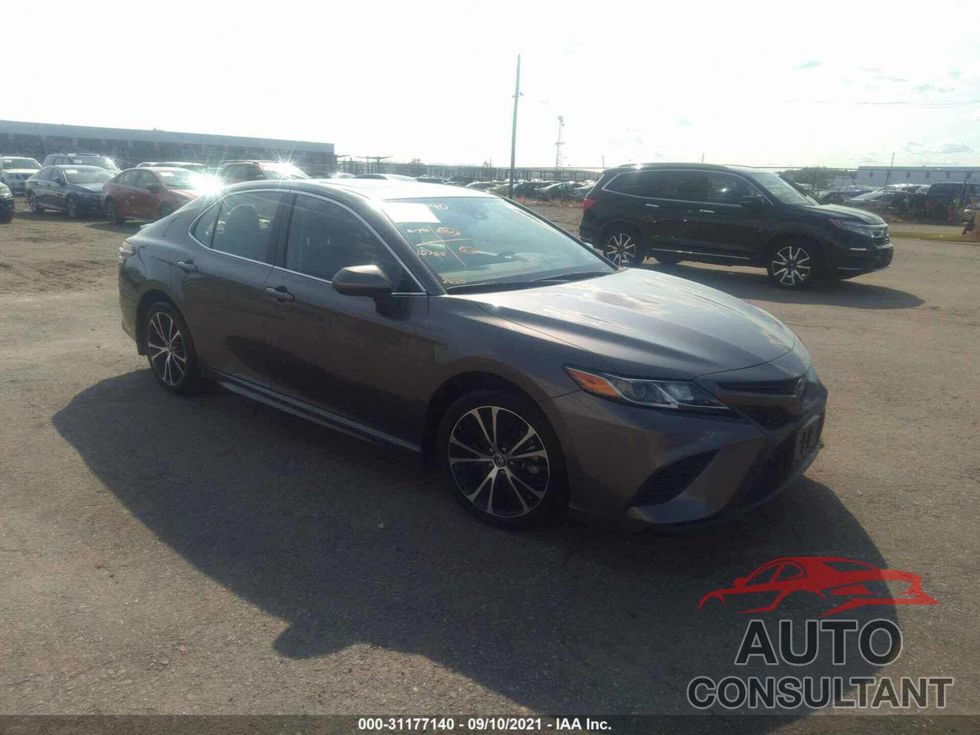 TOYOTA CAMRY 2020 - 4T1G11AK8LU936779