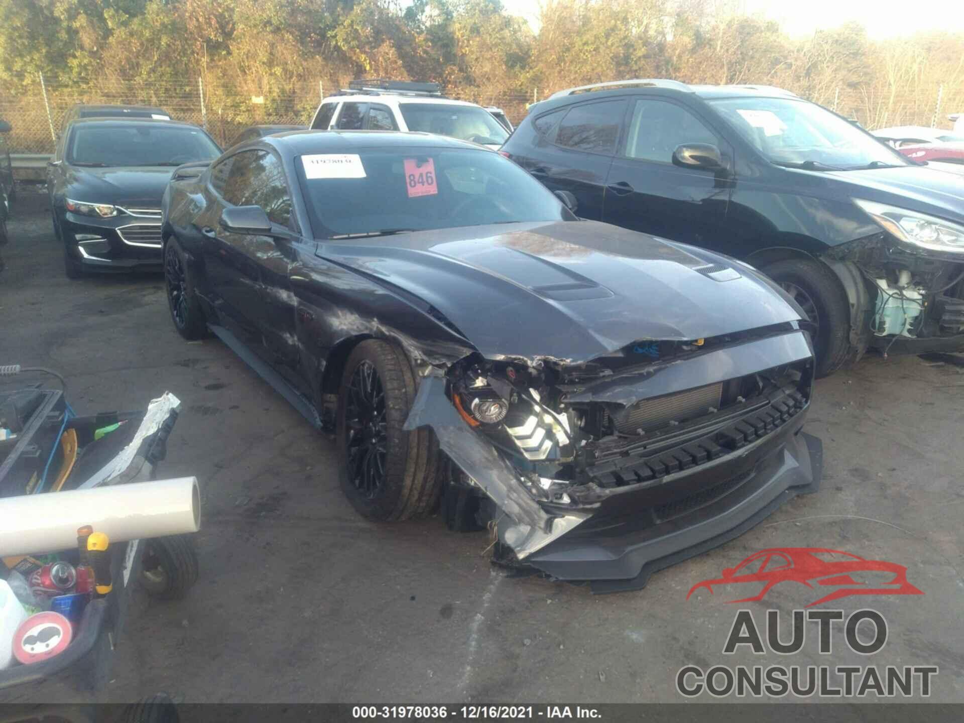 FORD MUSTANG 2020 - 1FA6P8CF3L5177837