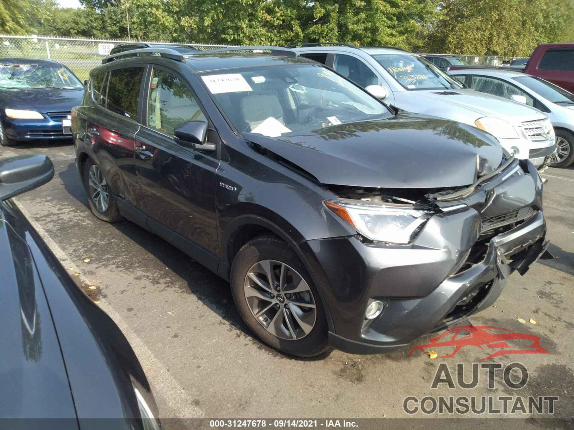 TOYOTA RAV4 HYBRID 2017 - JTMRJREV6HD128759