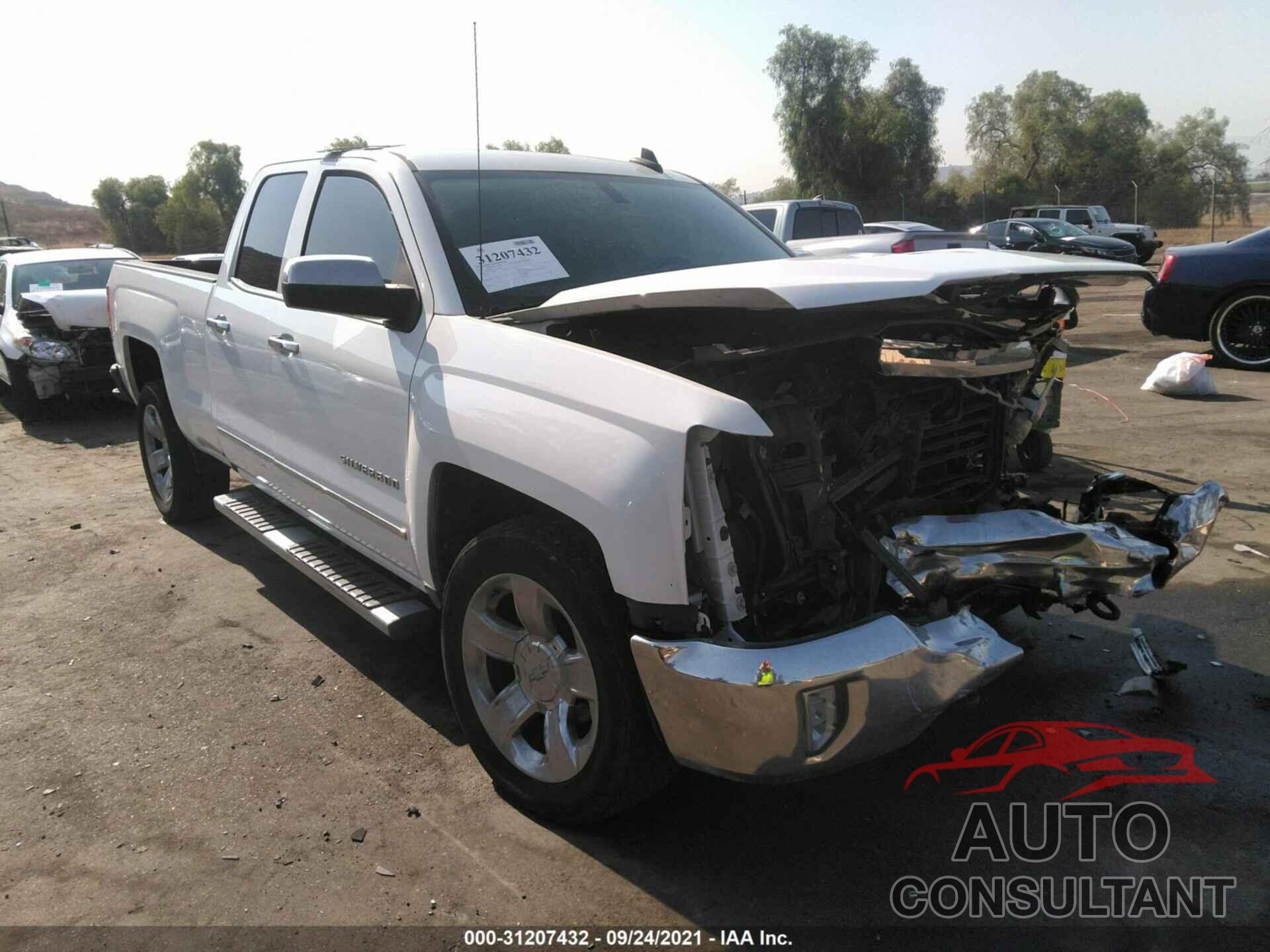 CHEVROLET SILVERADO 1500 2018 - 1GCRCSEC2JZ201506