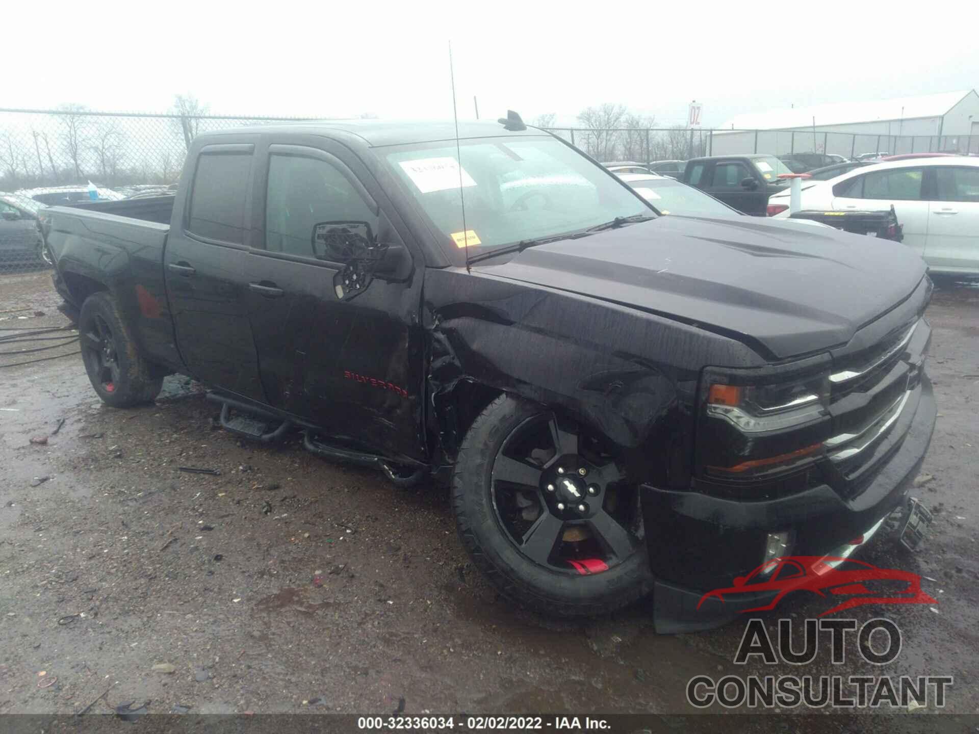CHEVROLET SILVERADO 1500 2018 - 1GCVKREC1JZ270942