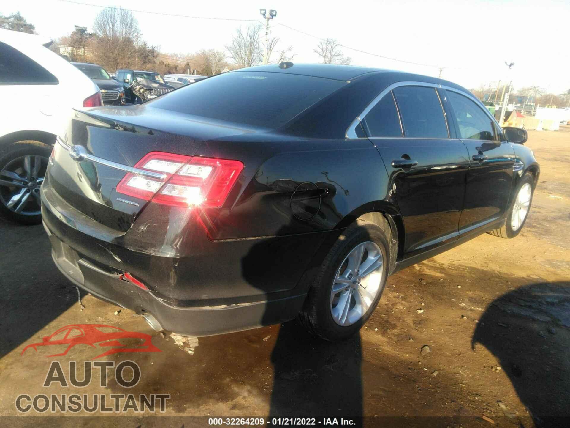 FORD TAURUS 2017 - 1FAHP2D81HG146183