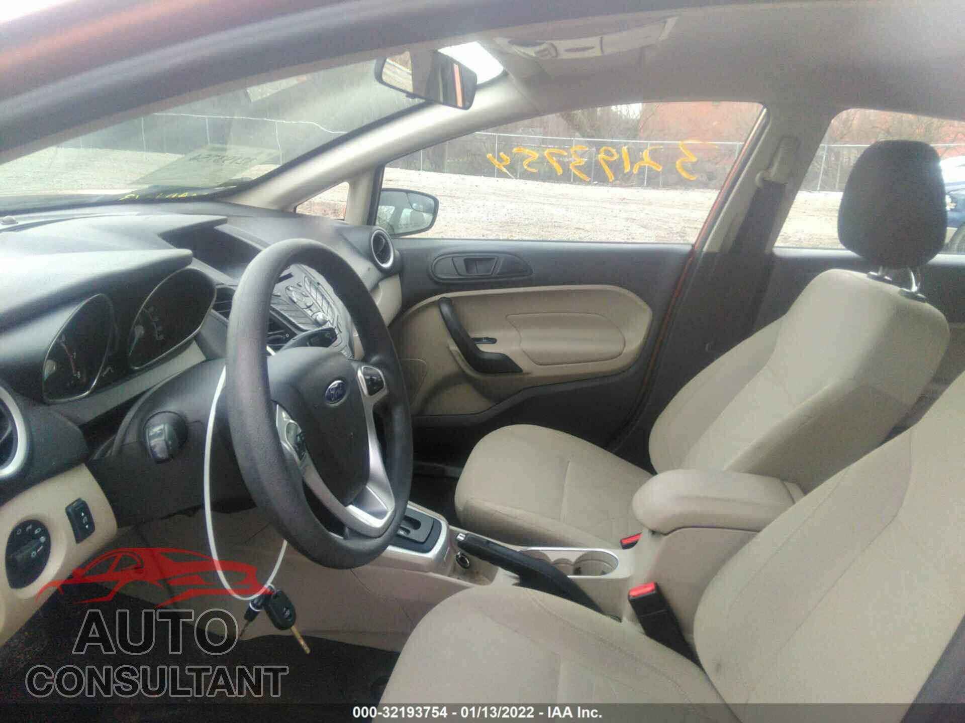 FORD FIESTA 2017 - 3FADP4EJ4HM128598