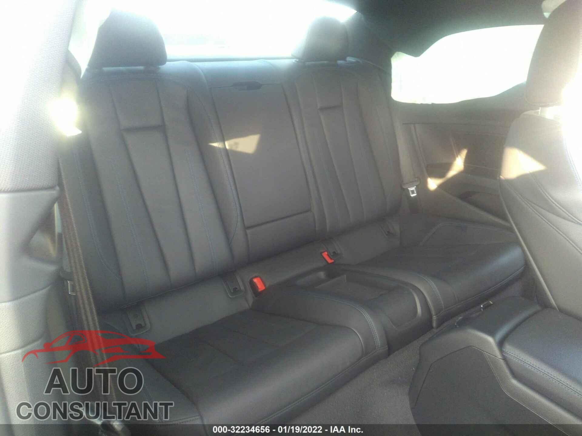 AUDI A5 COUPE 2019 - WAUTNAF52KA012880