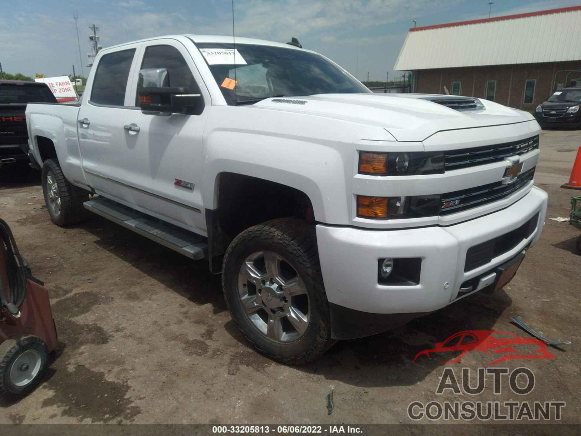 CHEVROLET SILVERADO 2500HD 2018 - 1GC1KWEY2JF133762