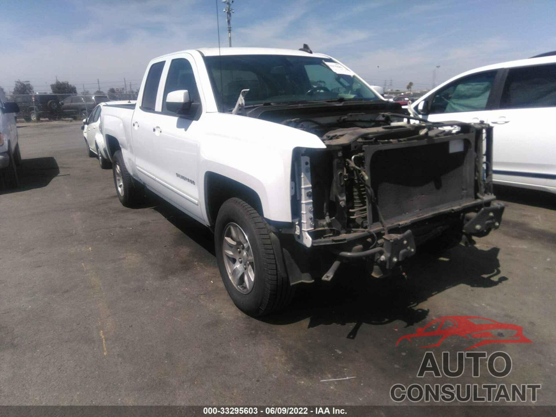 CHEVROLET SILVERADO 1500 2018 - 2GCRCREC9J1100593