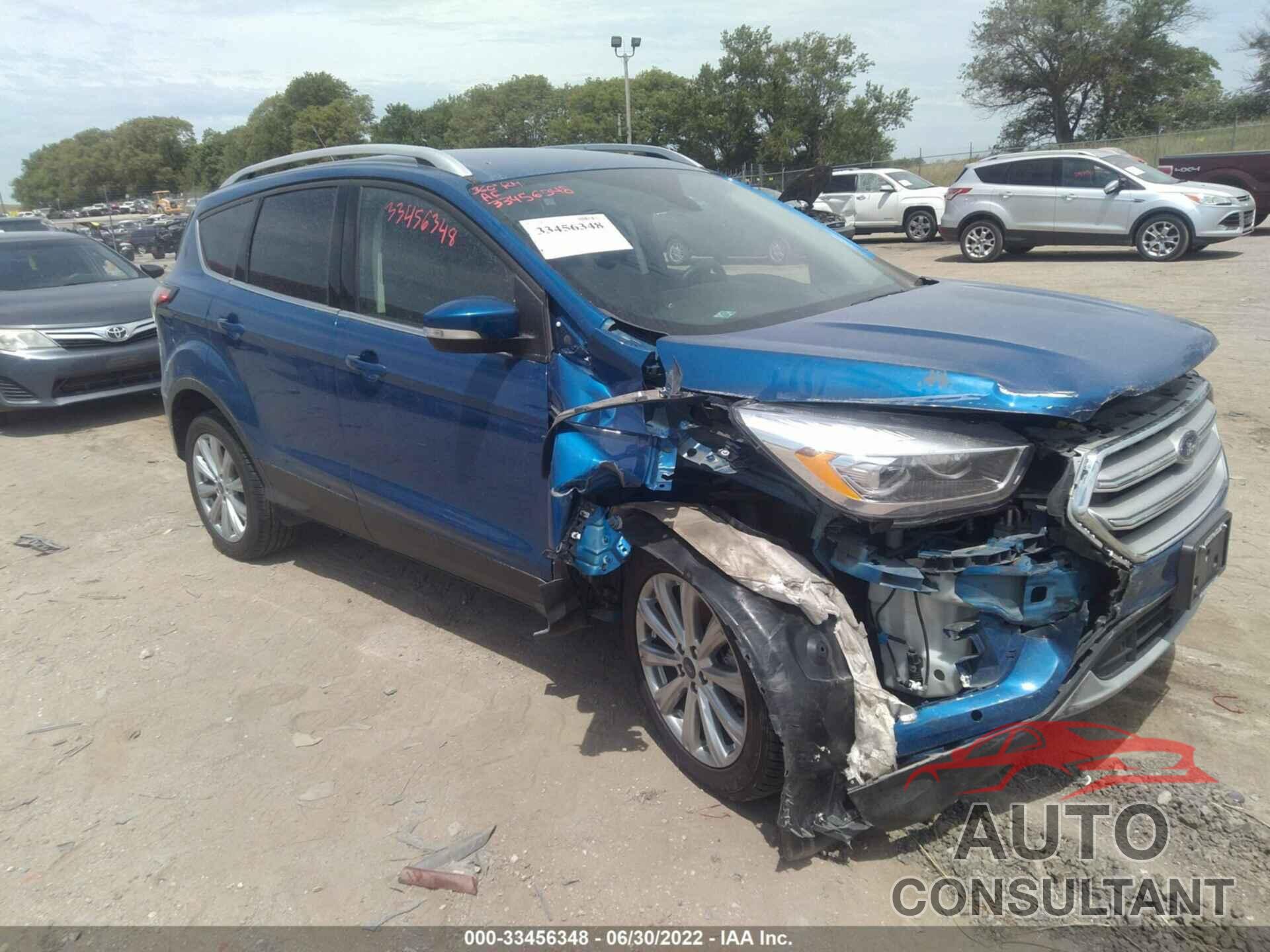 FORD ESCAPE 2018 - 1FMCU9J91JUD59110