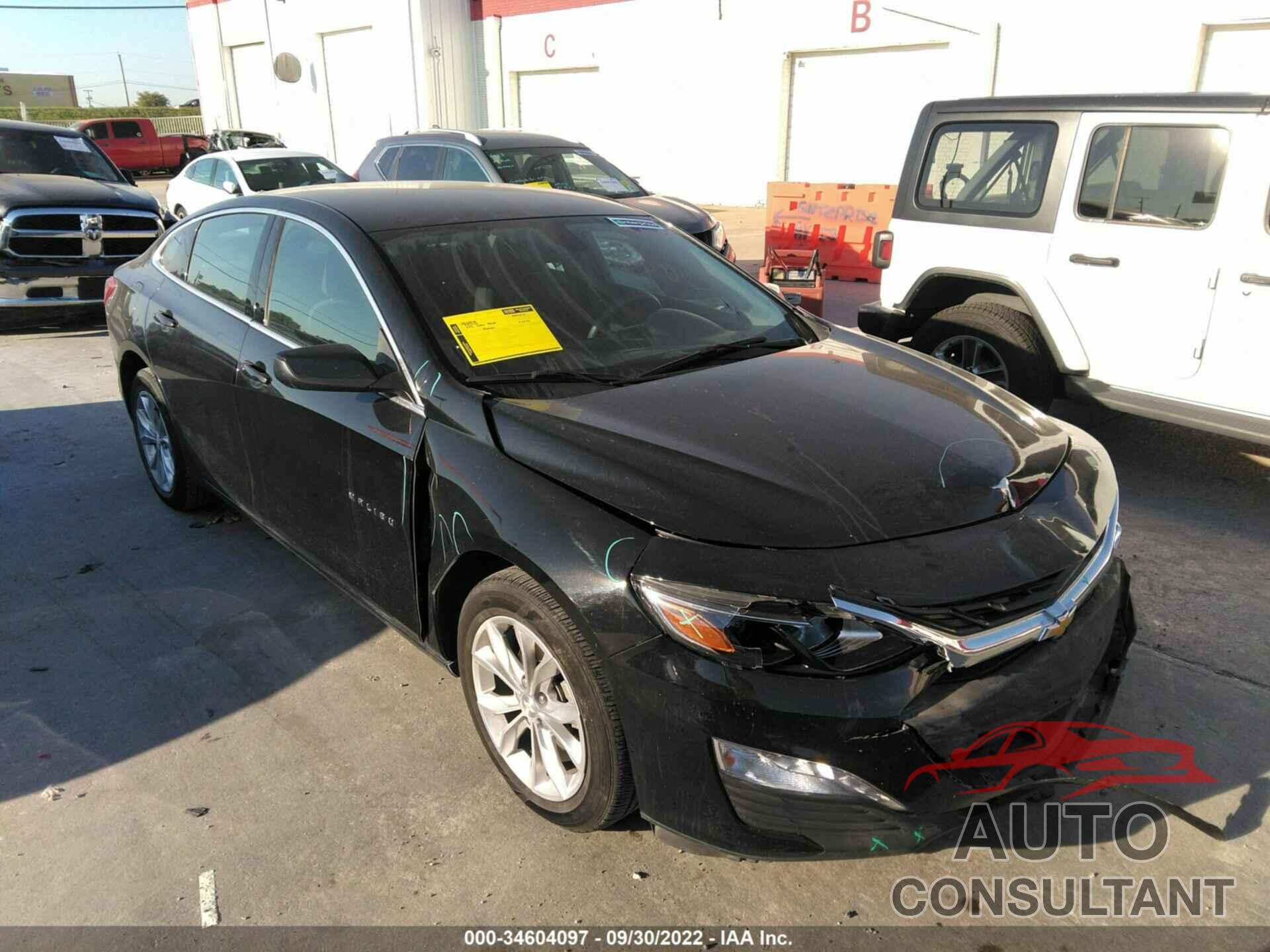 CHEVROLET MALIBU 2021 - 1G1ZD5ST7MF002257