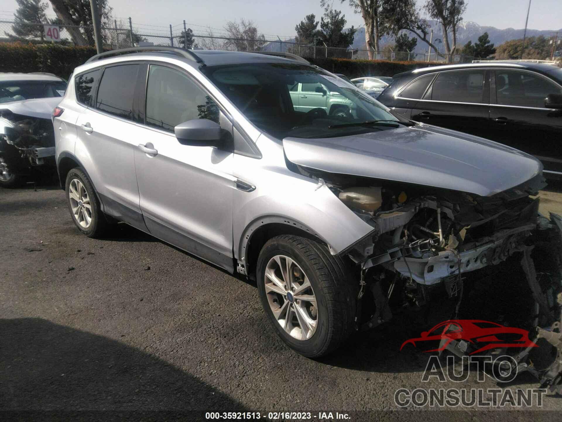 FORD ESCAPE 2018 - 1FMCU0GD9JUA73772