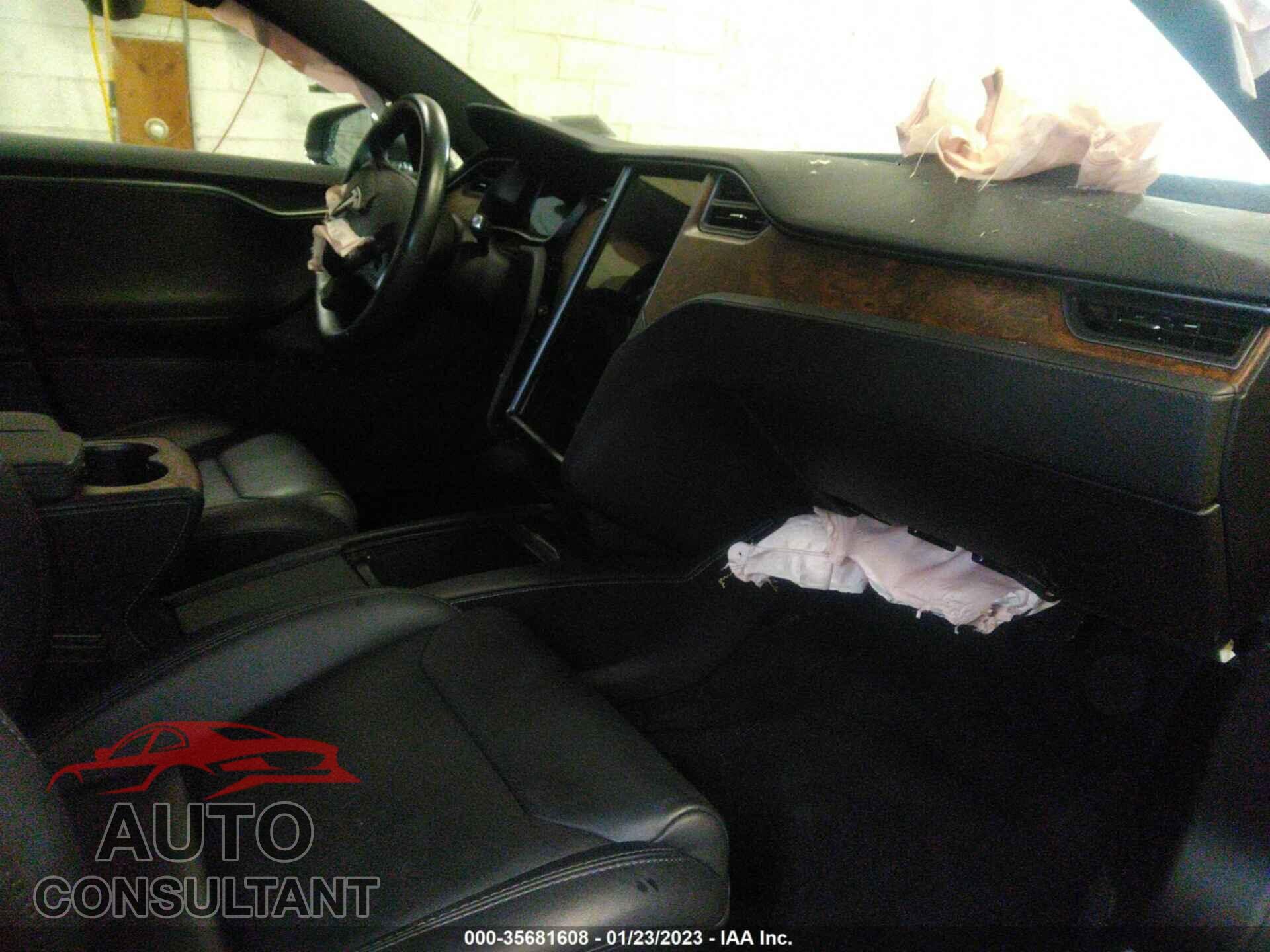 TESLA MODEL S 2020 - 5YJSA1E23LF362657