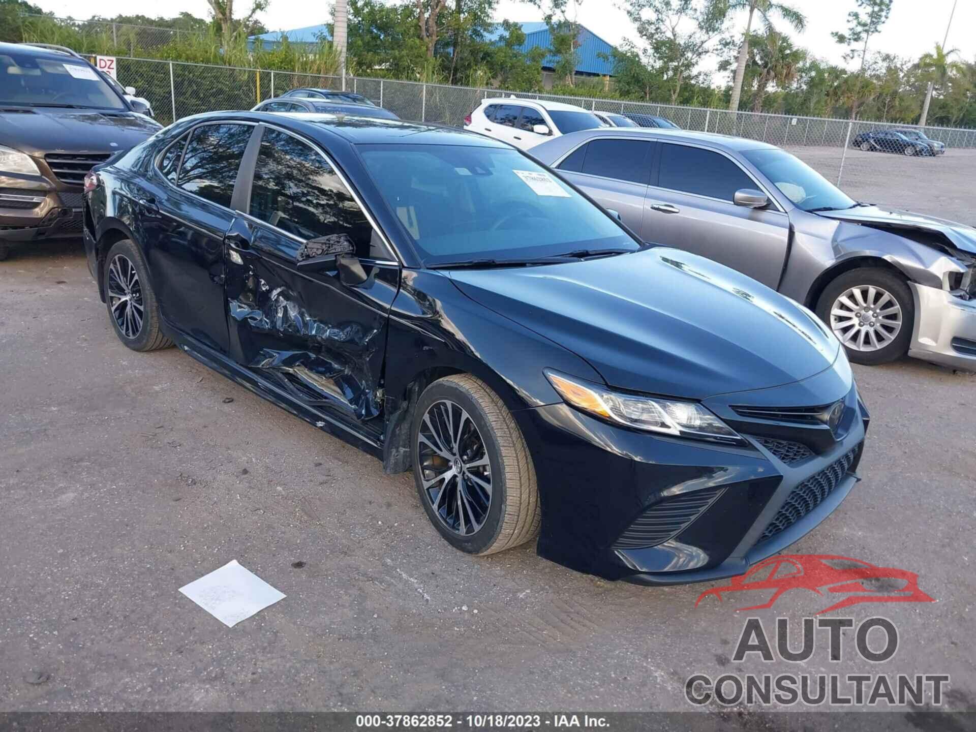 TOYOTA CAMRY 2019 - 4T1B11HK0KU237760