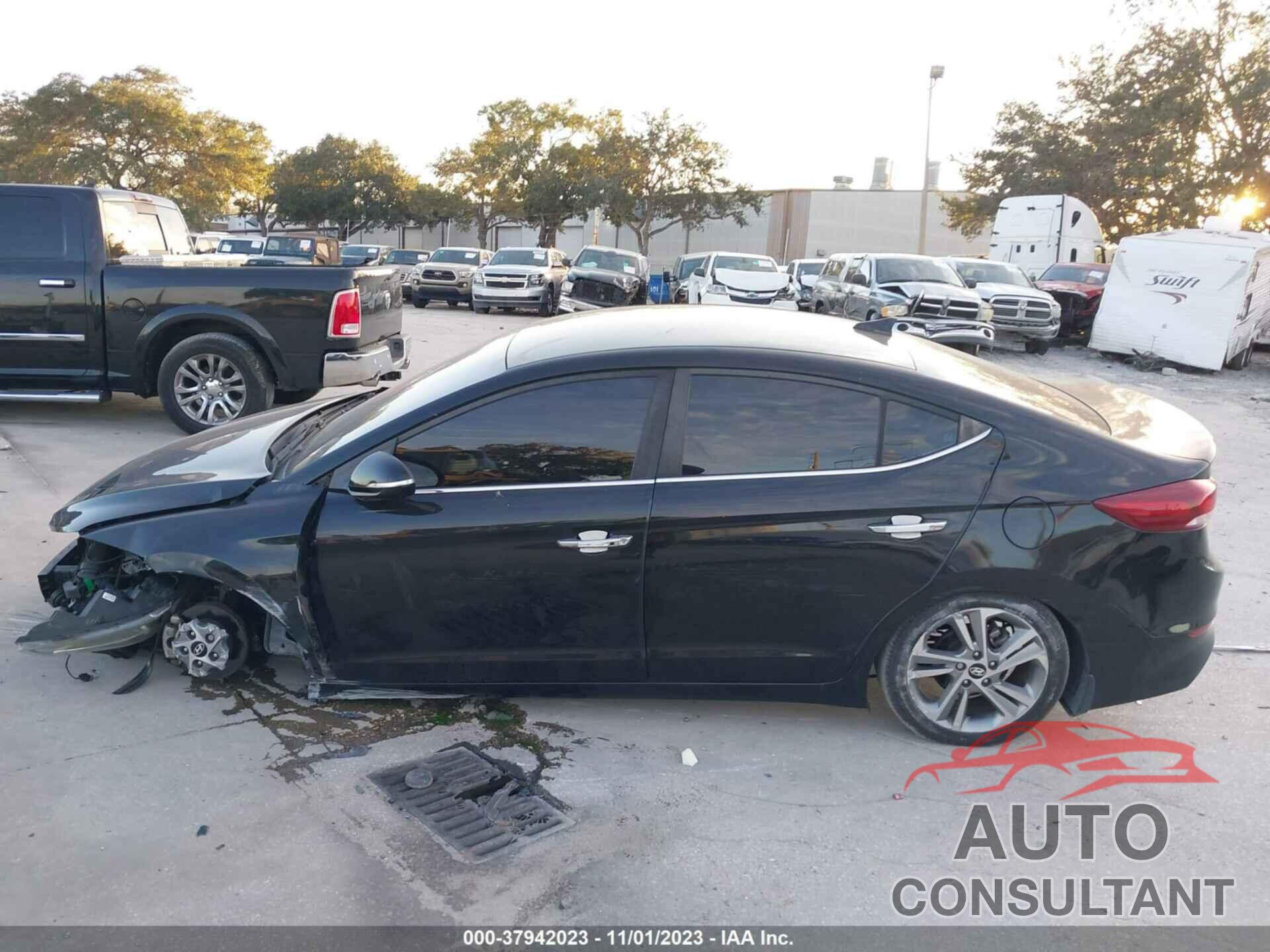 HYUNDAI ELANTRA 2017 - KMHD84LF7HU316822