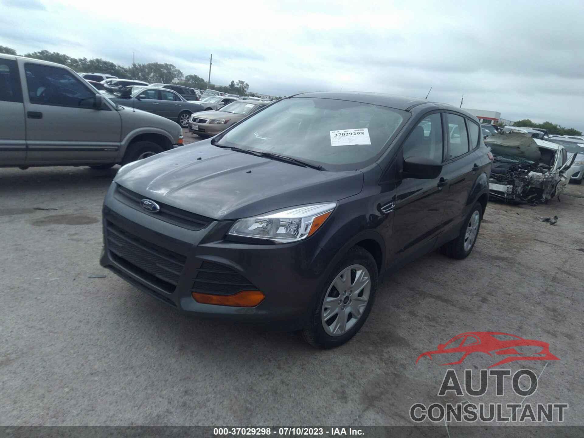 FORD ESCAPE 2016 - 1FMCU0F70GUC25913