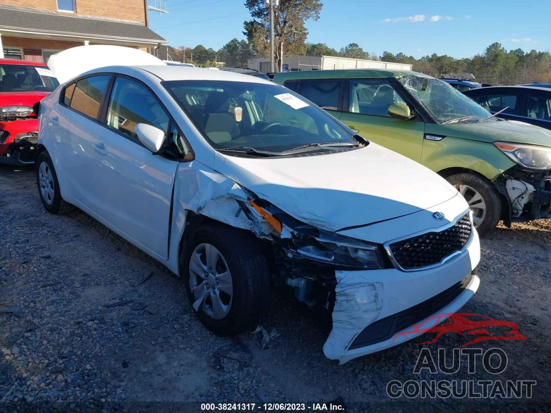 KIA FORTE 2018 - 3KPFK4A72JE244247