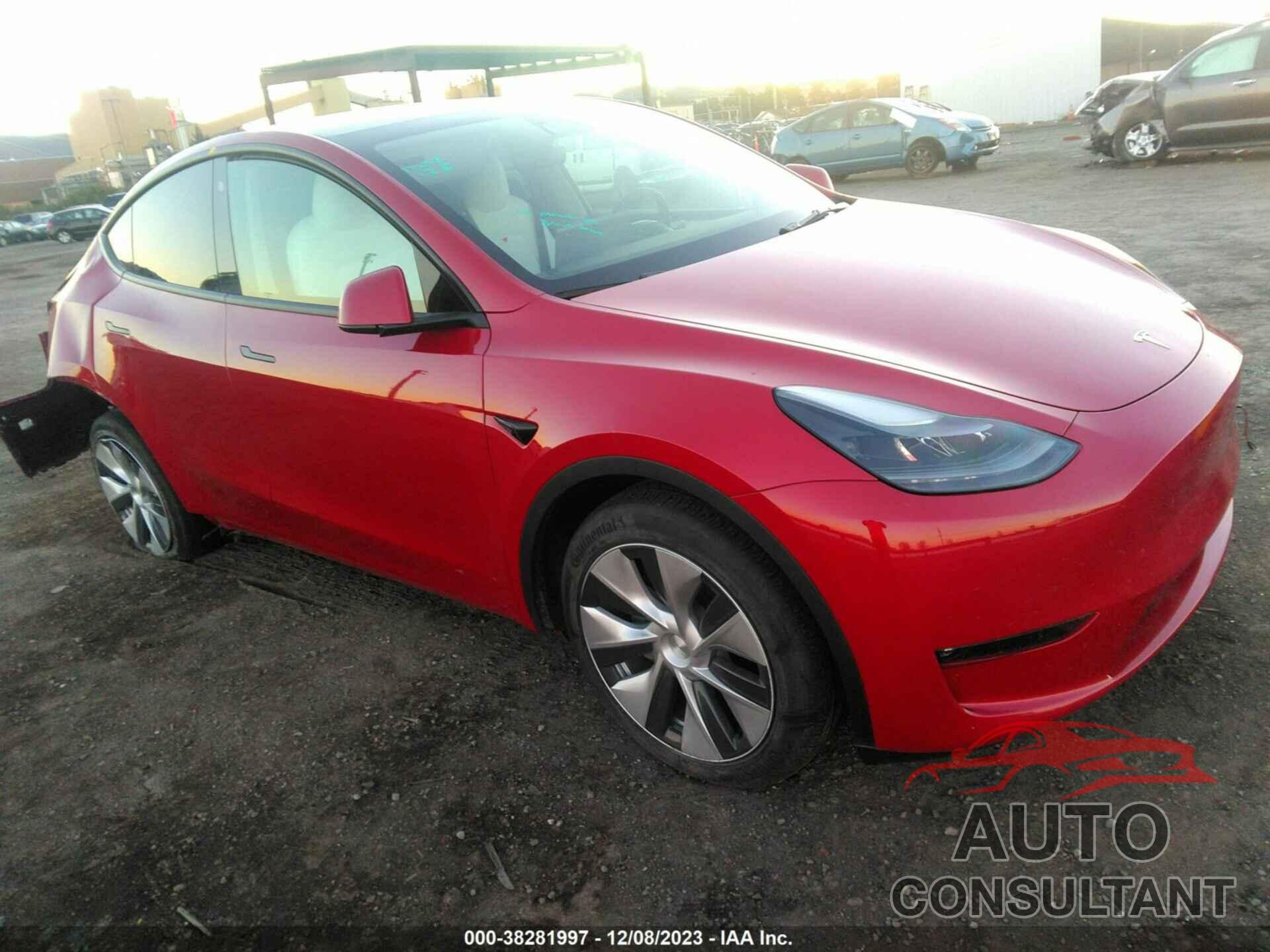 TESLA MODEL Y 2023 - 7SAYGDEE8PF629207