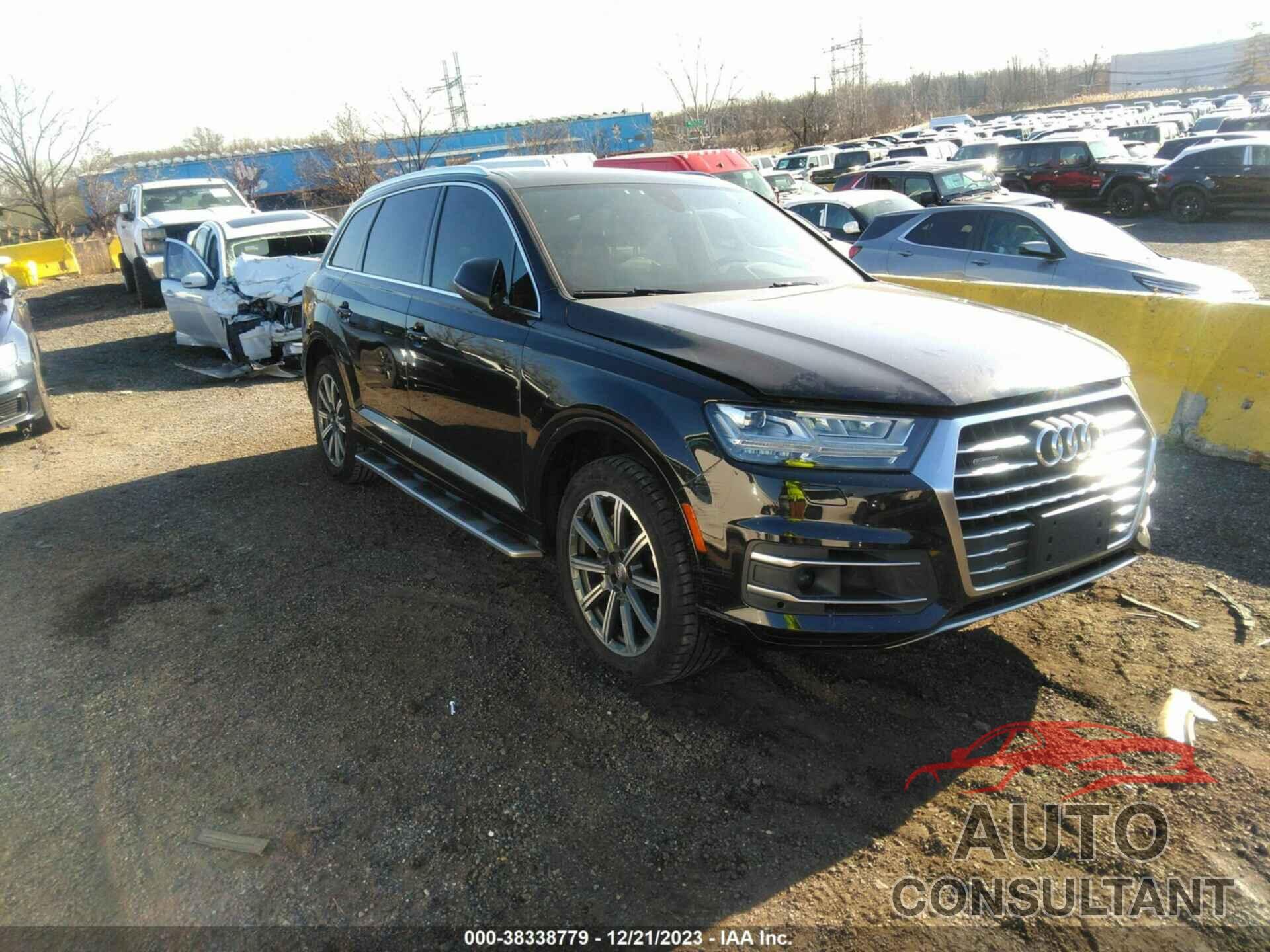 AUDI Q7 2017 - WA1LAAF78HD016871