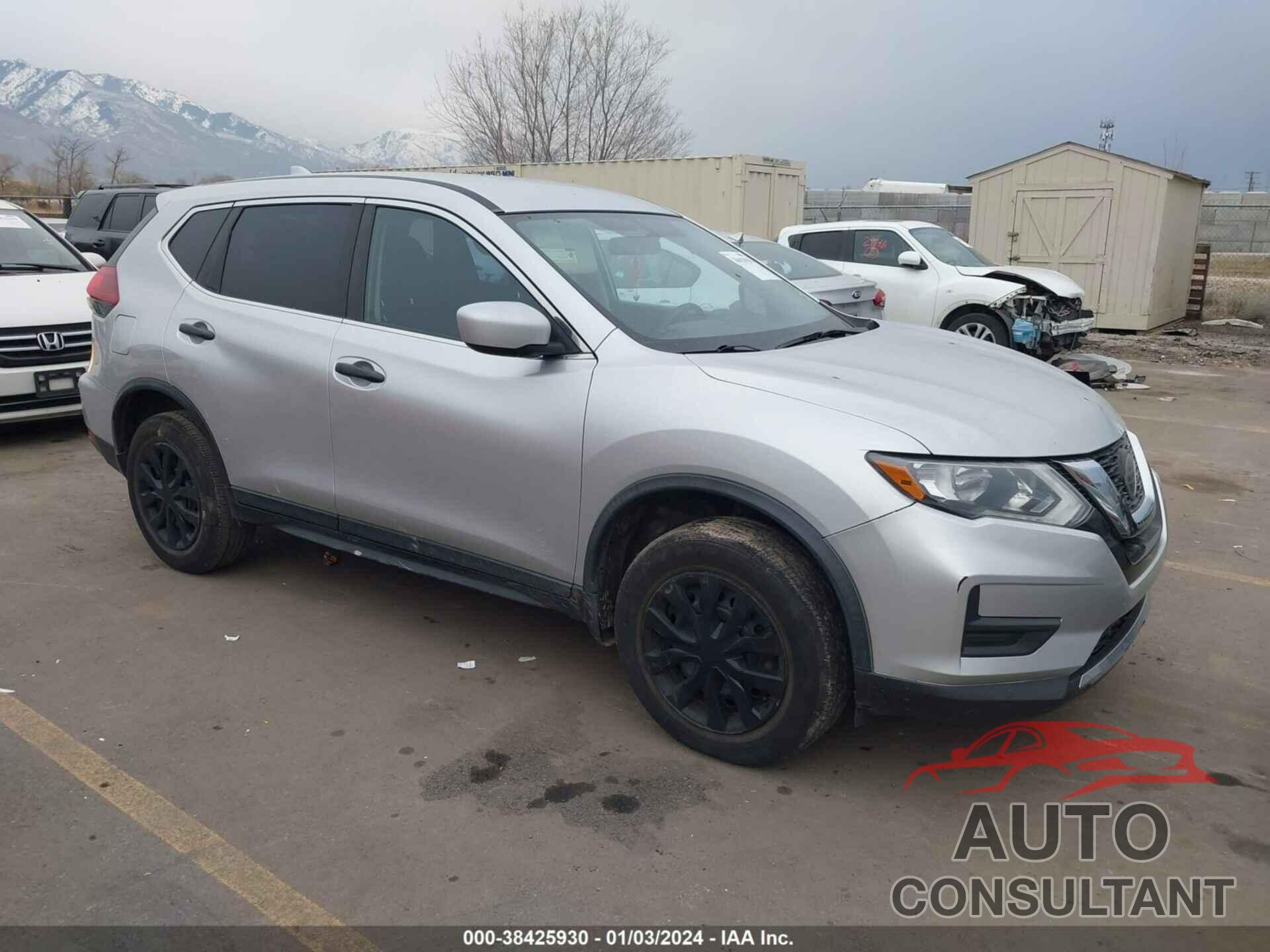 NISSAN ROGUE 2018 - KNMAT2MV5JP511029