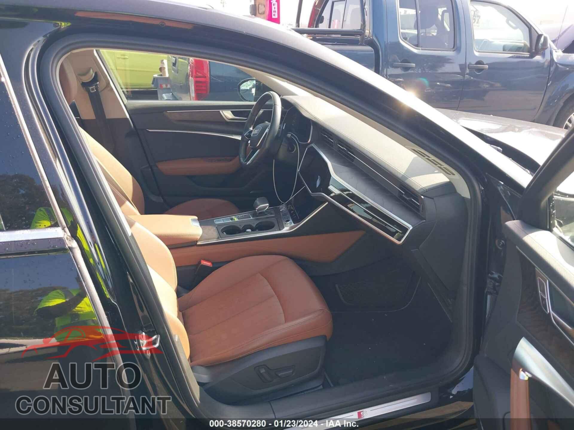 AUDI A6 2019 - WAUL2AF2XKN115987