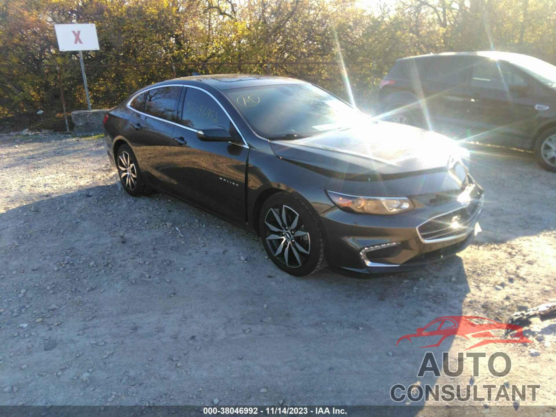 CHEVROLET MALIBU 2016 - 1G1ZE5ST7GF203738