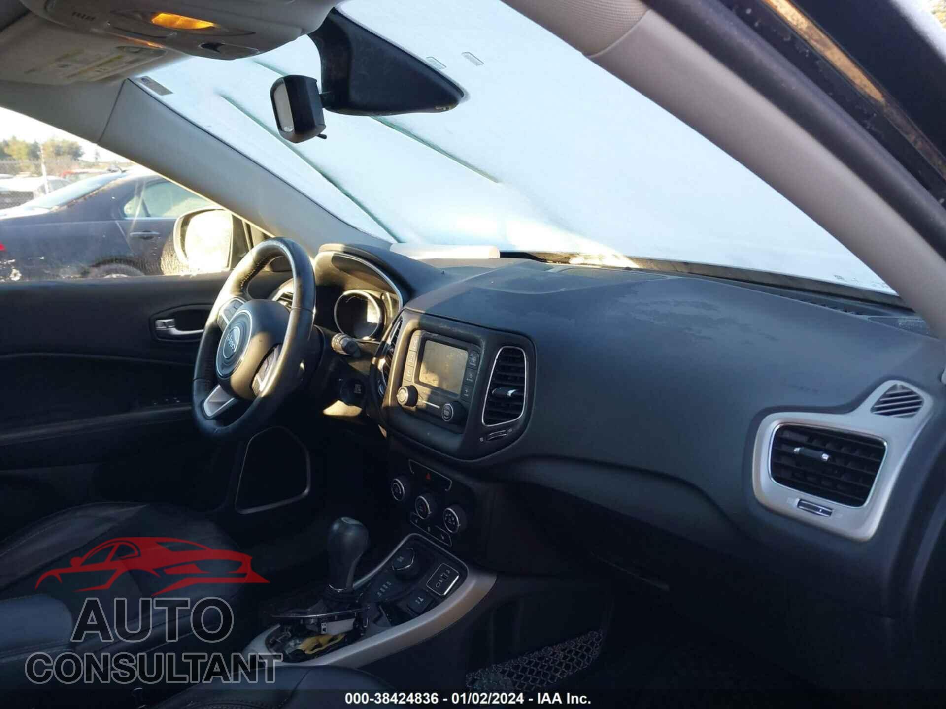 JEEP COMPASS 2018 - 3C4NJDBB6JT434324
