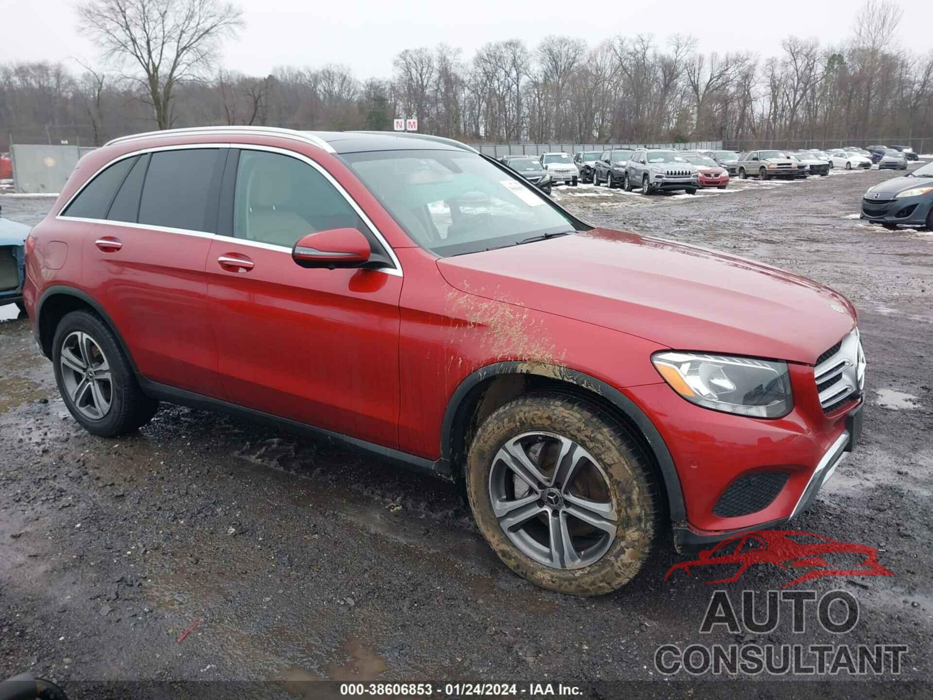 MERCEDES-BENZ GLC 300 2018 - WDC0G4KB5JV038730