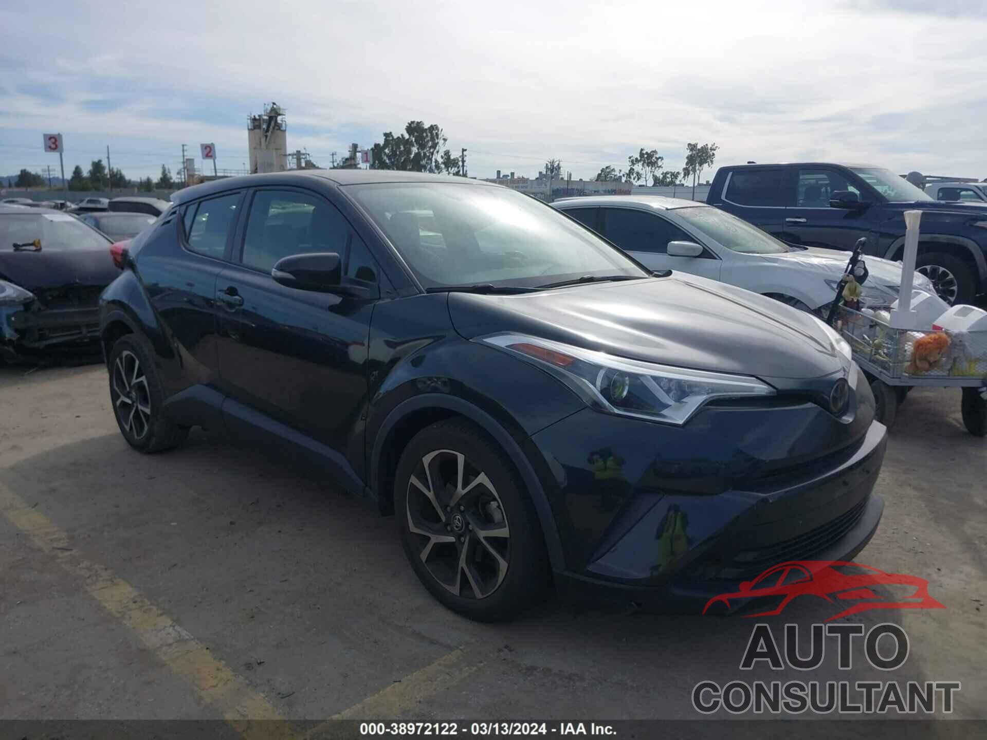 TOYOTA C-HR 2019 - JTNKHMBX2K1039118