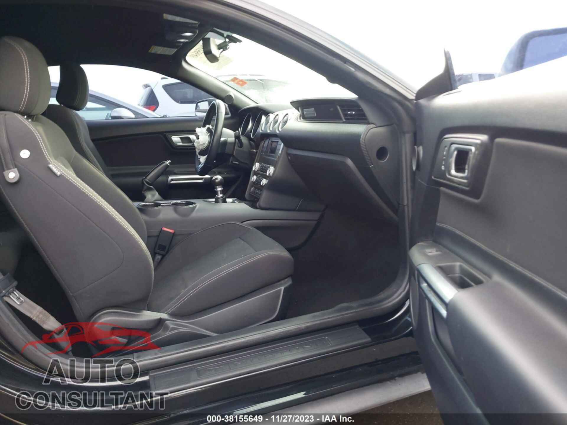 FORD MUSTANG 2019 - 1FA6P8TH0K5119099