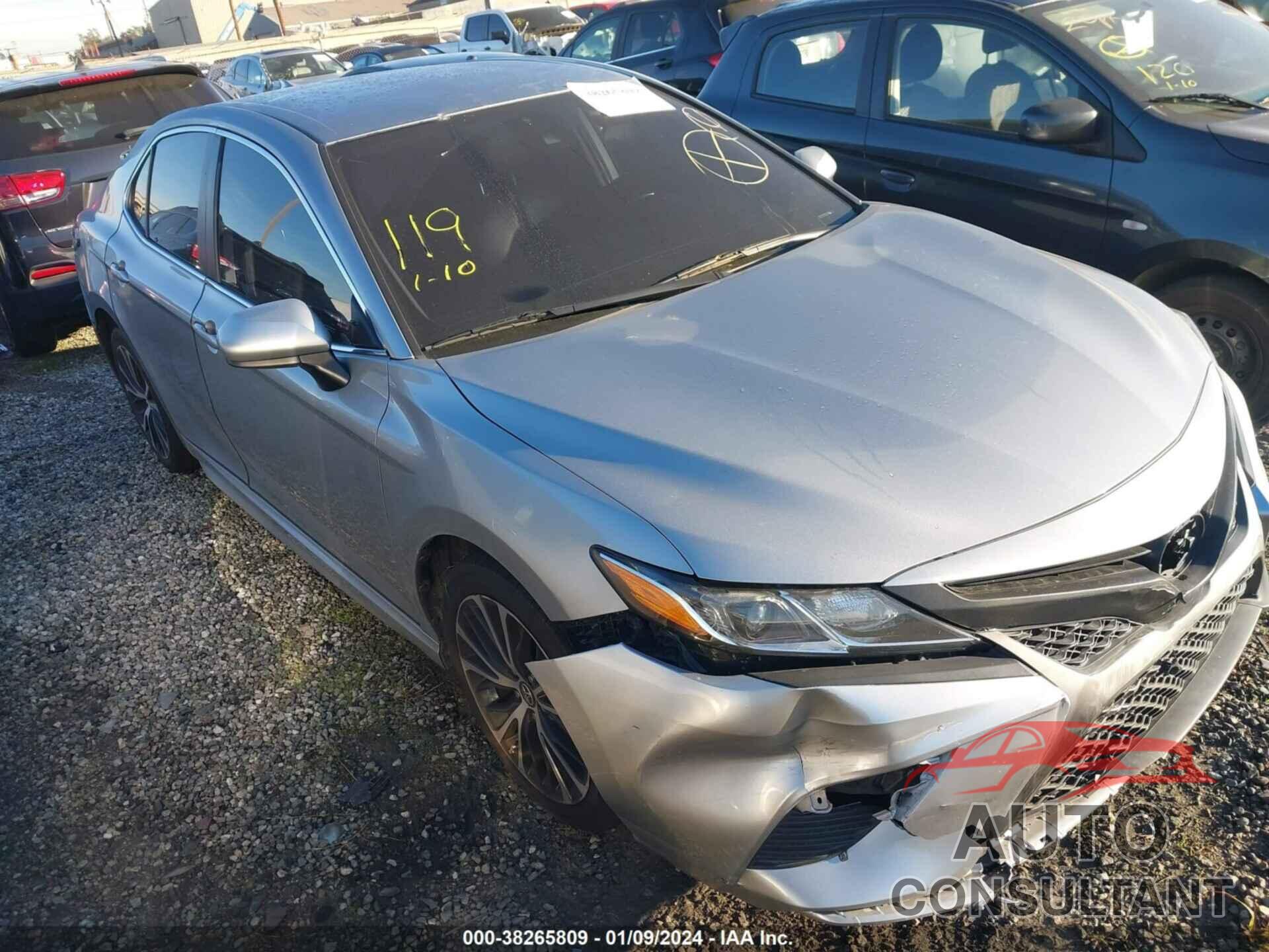 TOYOTA CAMRY 2019 - 4T1B11HK1KU803232