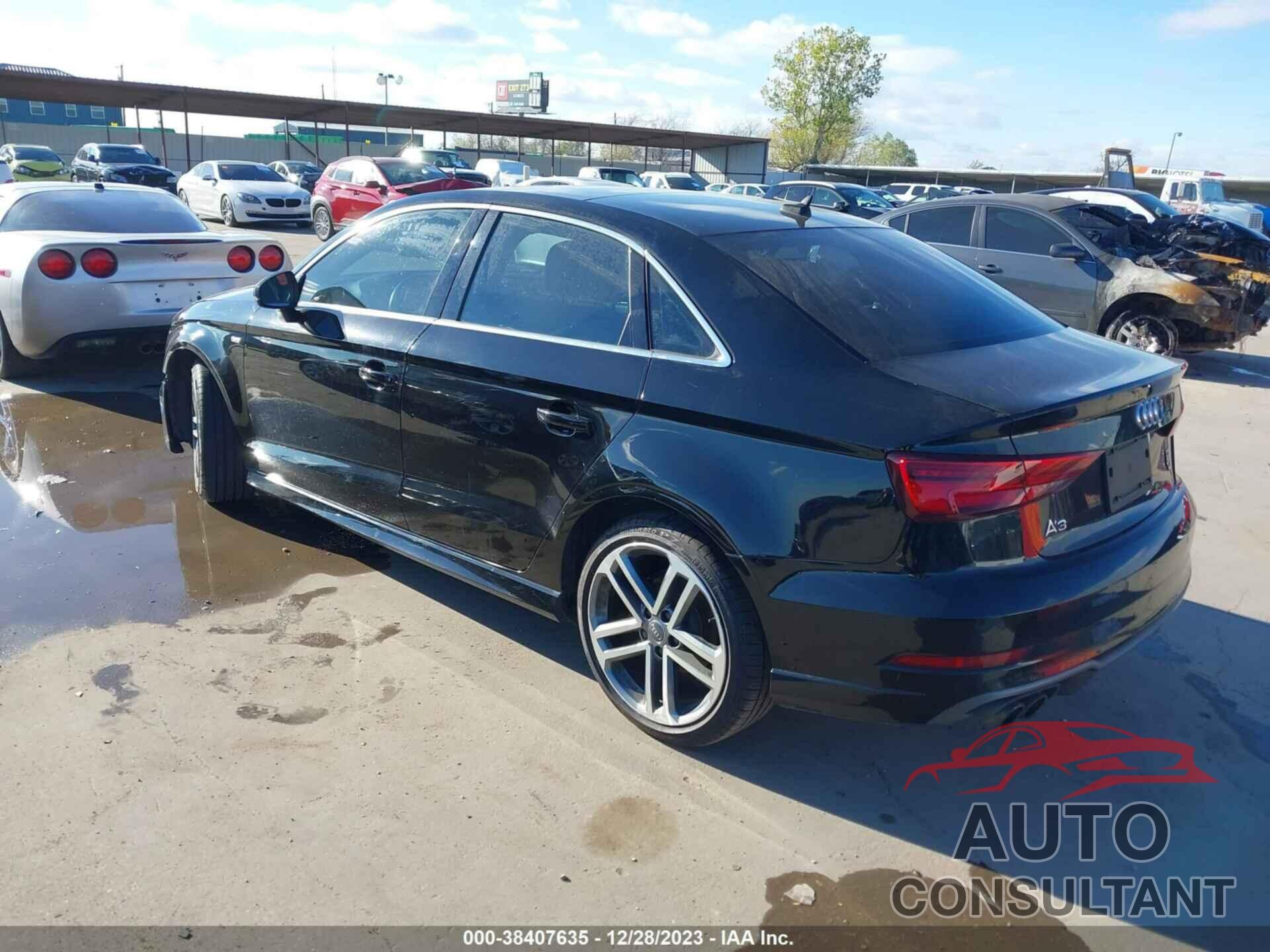 AUDI A3 2018 - WAUGUGFF4J1025841