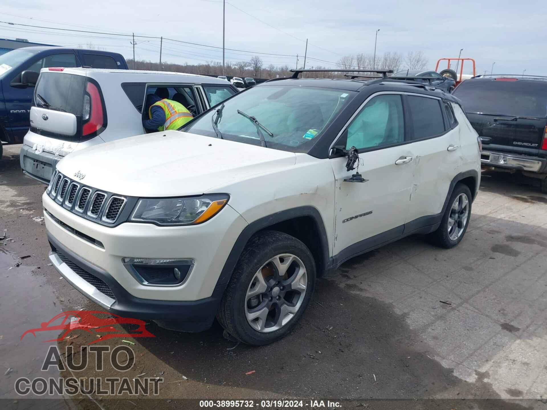 JEEP COMPASS 2019 - 3C4NJDCB1KT672775