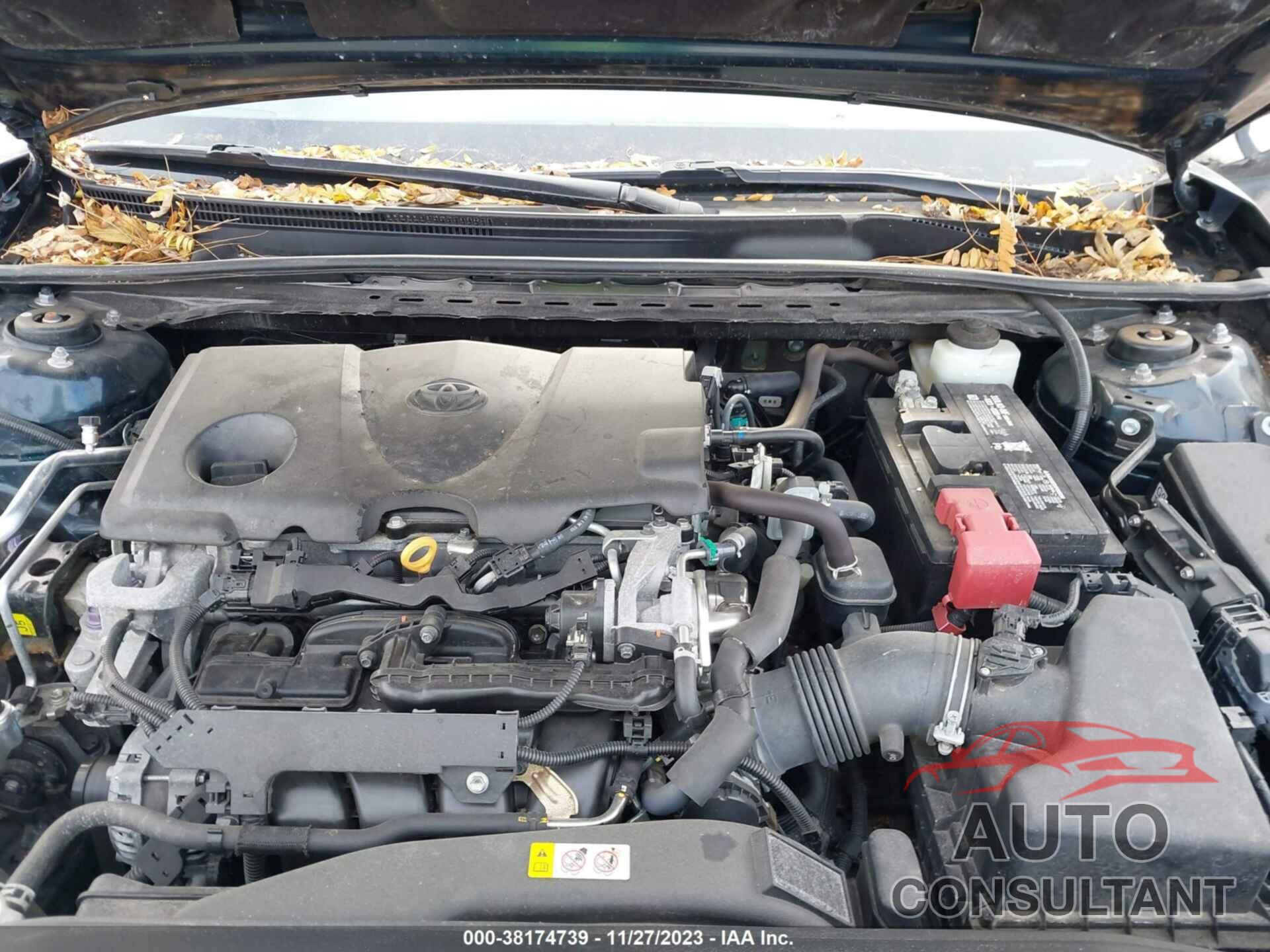 TOYOTA CAMRY 2018 - 4T1B11HK7JU548617