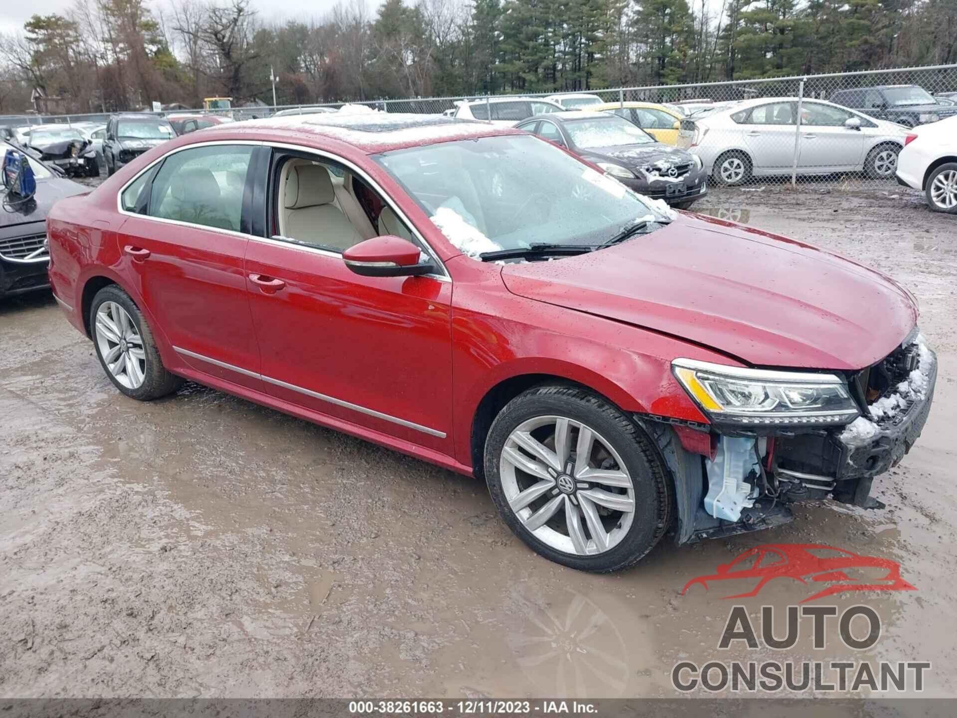 VOLKSWAGEN PASSAT 2017 - 1VWGT7A38HC081618