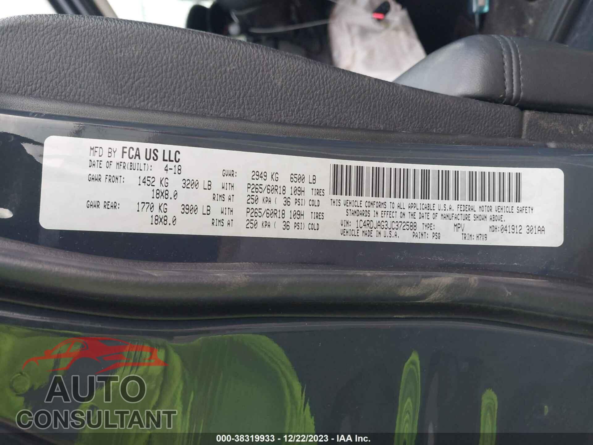 DODGE DURANGO 2018 - 1C4RDJAG3JC372588