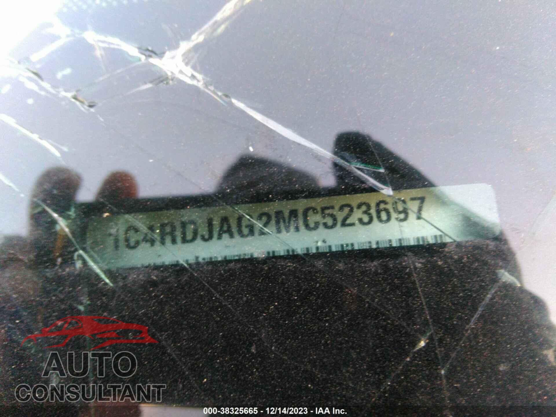 DODGE DURANGO 2021 - 1C4RDJAG2MC523697