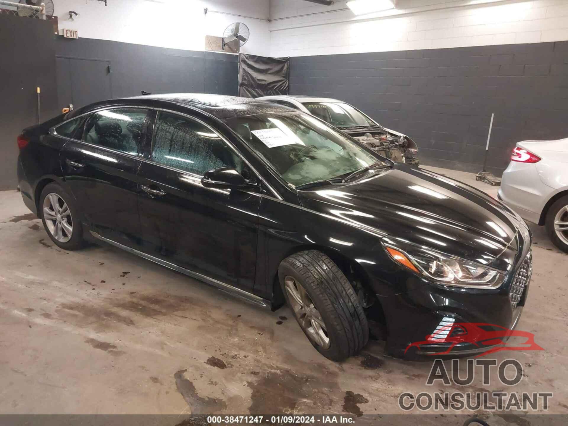 HYUNDAI SONATA 2018 - 5NPE34AF8JH693301