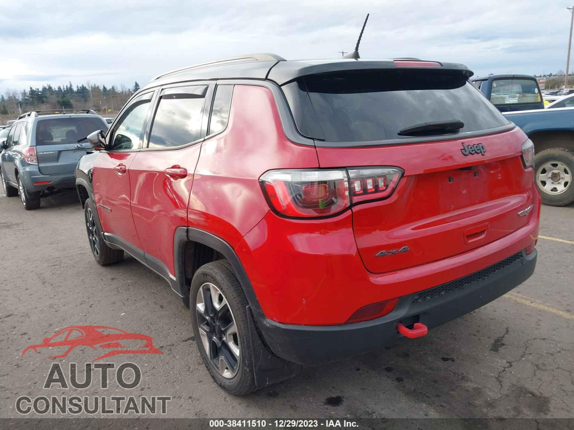 JEEP COMPASS 2018 - 3C4NJDDB0JT451617