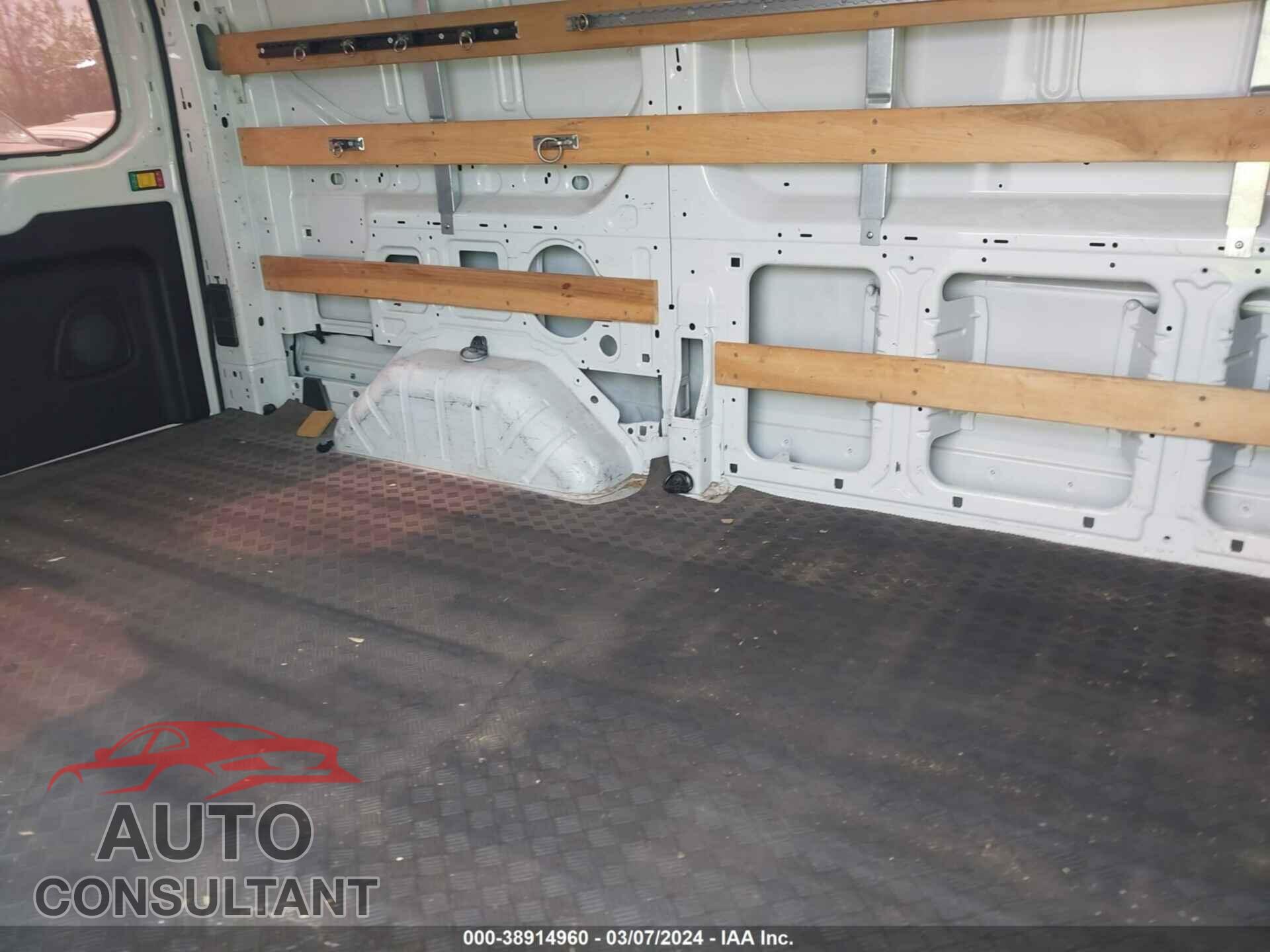 FORD TRANSIT-250 2019 - 1FTYR1YM7KKA55476