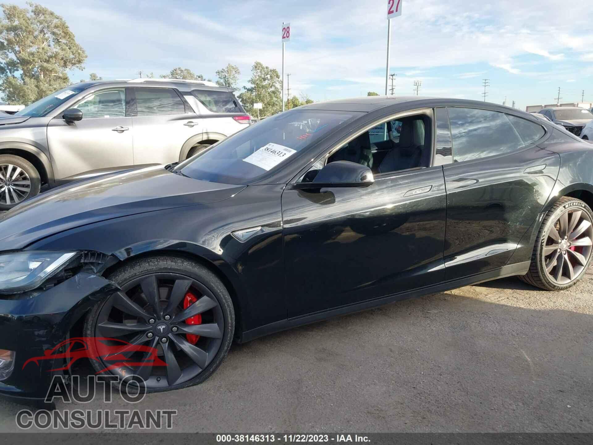 TESLA MODEL S 2015 - 5YJSA1V4XFF098939