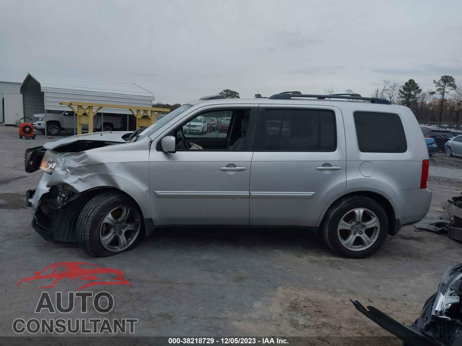 HONDA PILOT 2015 - 5FNYF3H55FB005403