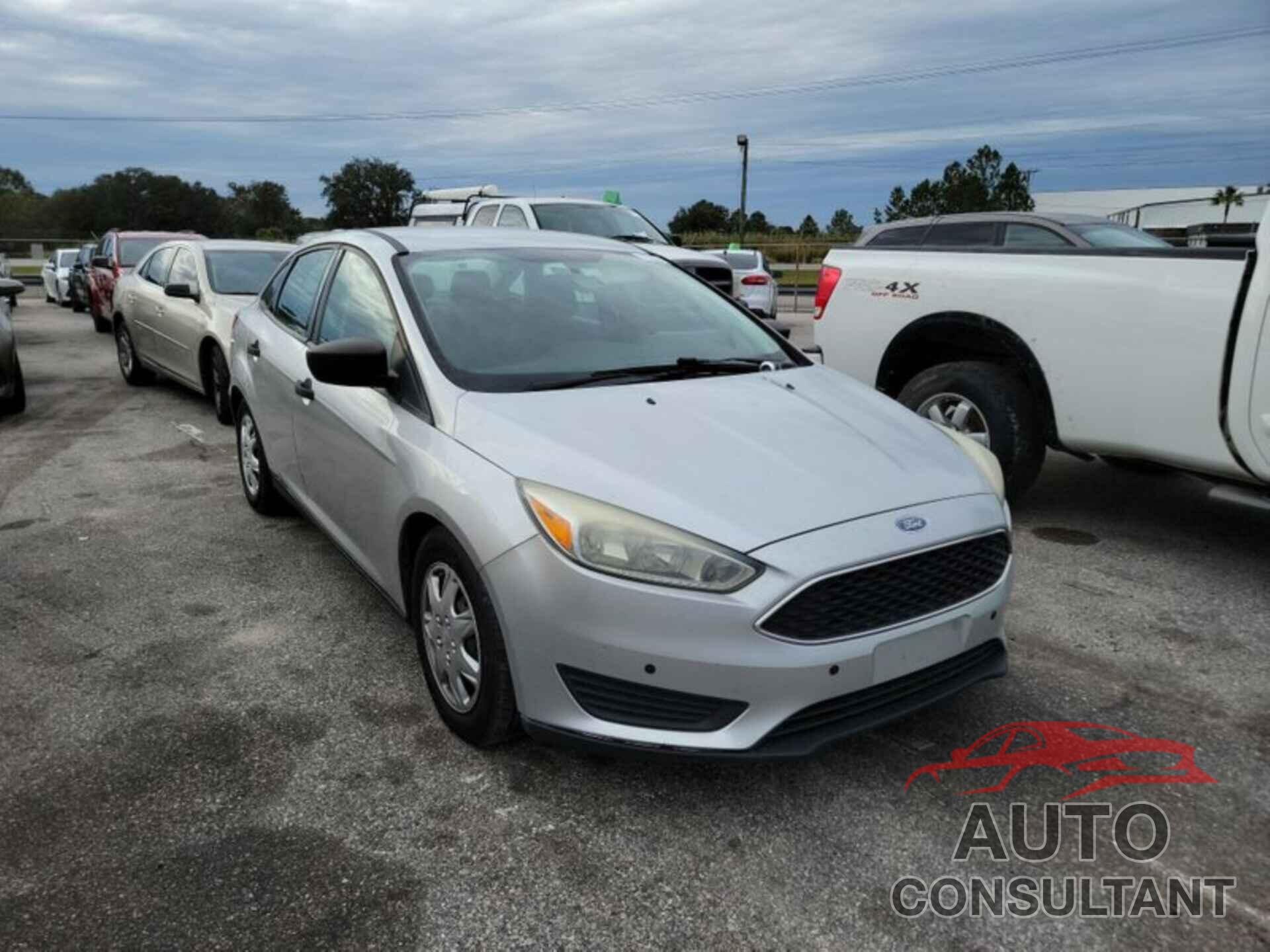 FORD FOCUS 2017 - 1FADP3E20HL279233