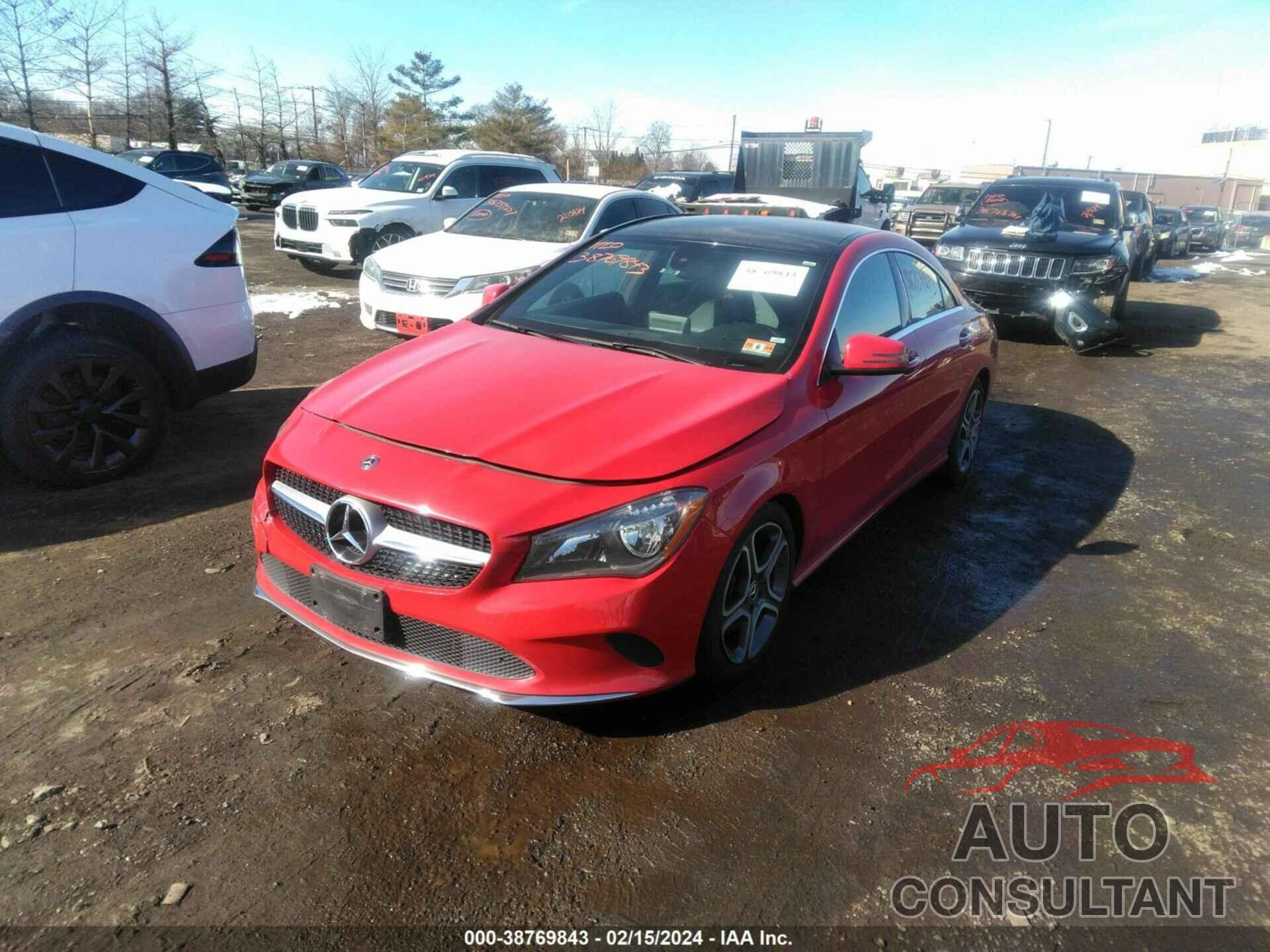 MERCEDES-BENZ CLA 250 2018 - WDDSJ4GB0JN521850