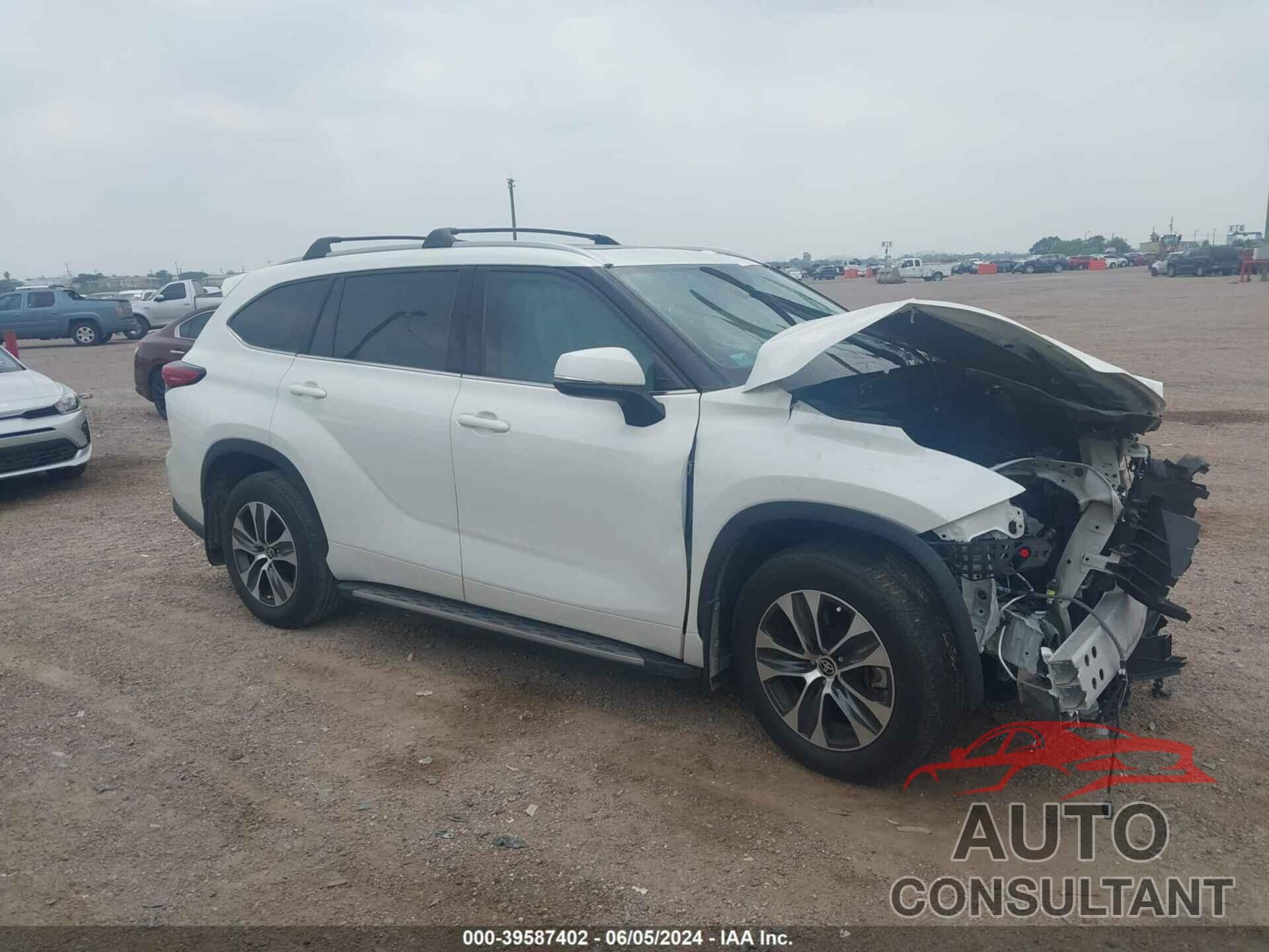 TOYOTA HIGHLANDER 2021 - 5TDGZRAH4MS533694