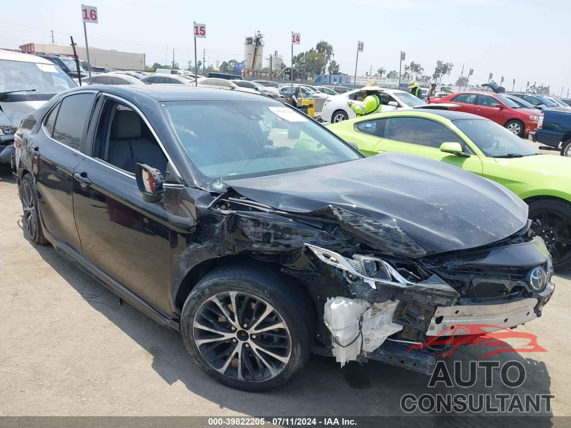 TOYOTA CAMRY 2019 - 4T1B11HK2KU161684