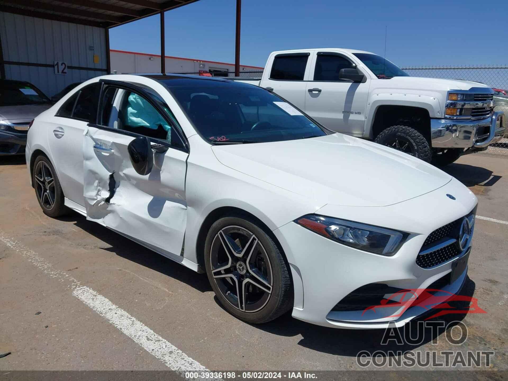 MERCEDES-BENZ A 220 2019 - WDD3G4FB1KW023690