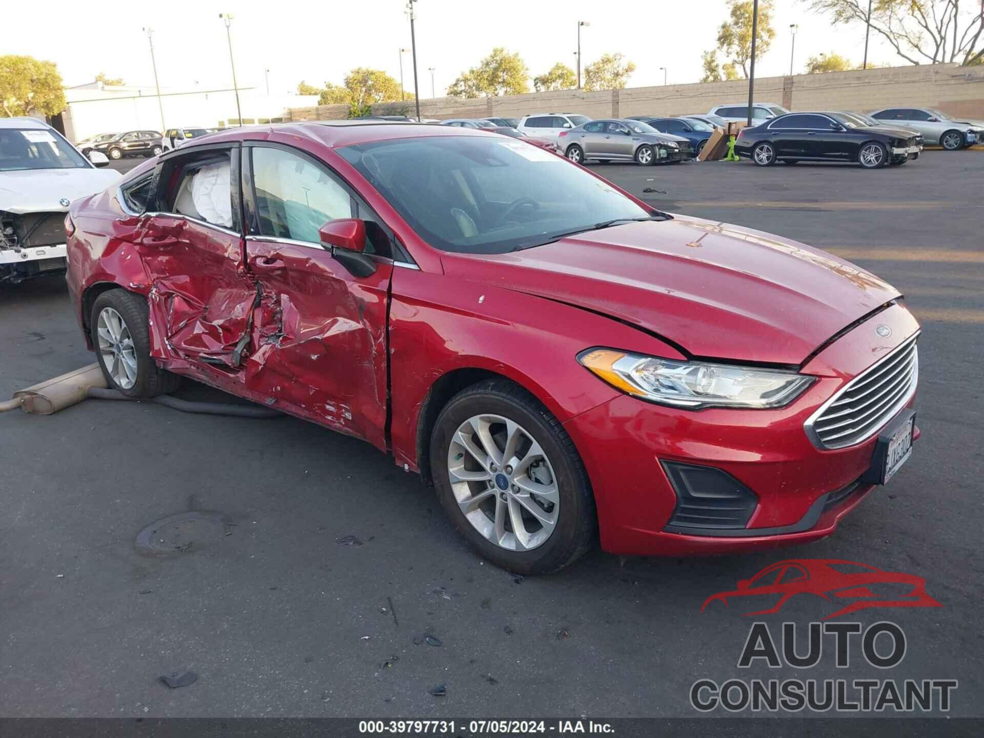 FORD FUSION 2020 - 3FA6P0LU5LR113134