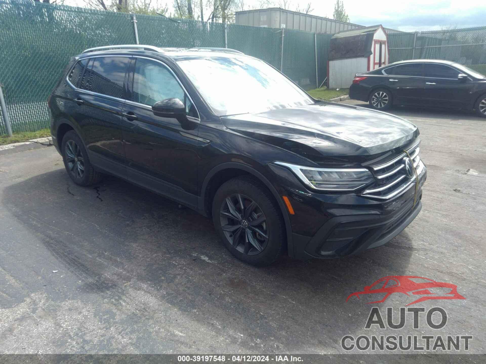 VOLKSWAGEN TIGUAN 2022 - 3VV2B7AX2NM118208