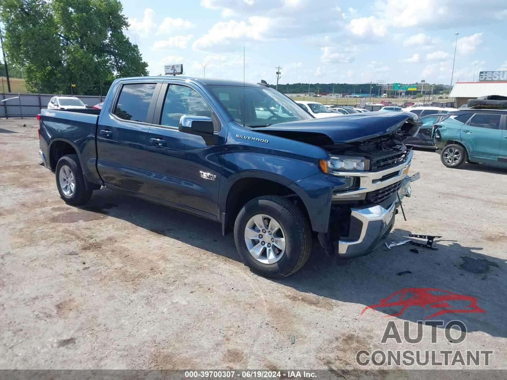 CHEVROLET SILVERADO 1500 2021 - 1GCUYDED3MZ166382
