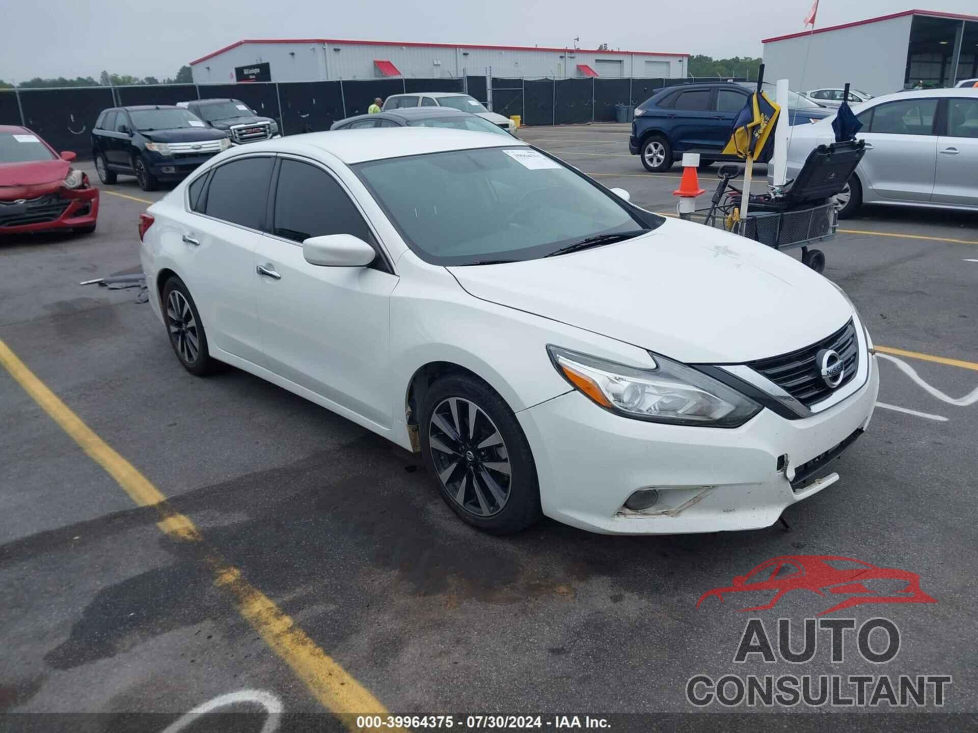 NISSAN ALTIMA 2018 - 1N4AL3AP3JC250797