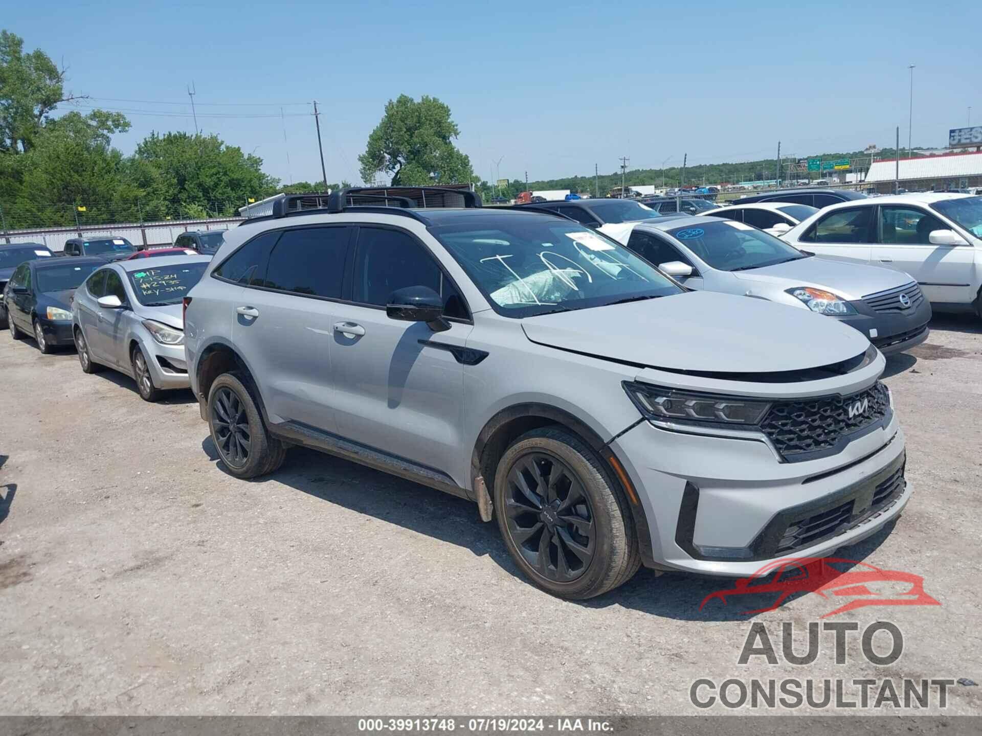 KIA SORENTO 2023 - 5XYRKDLF5PG186745