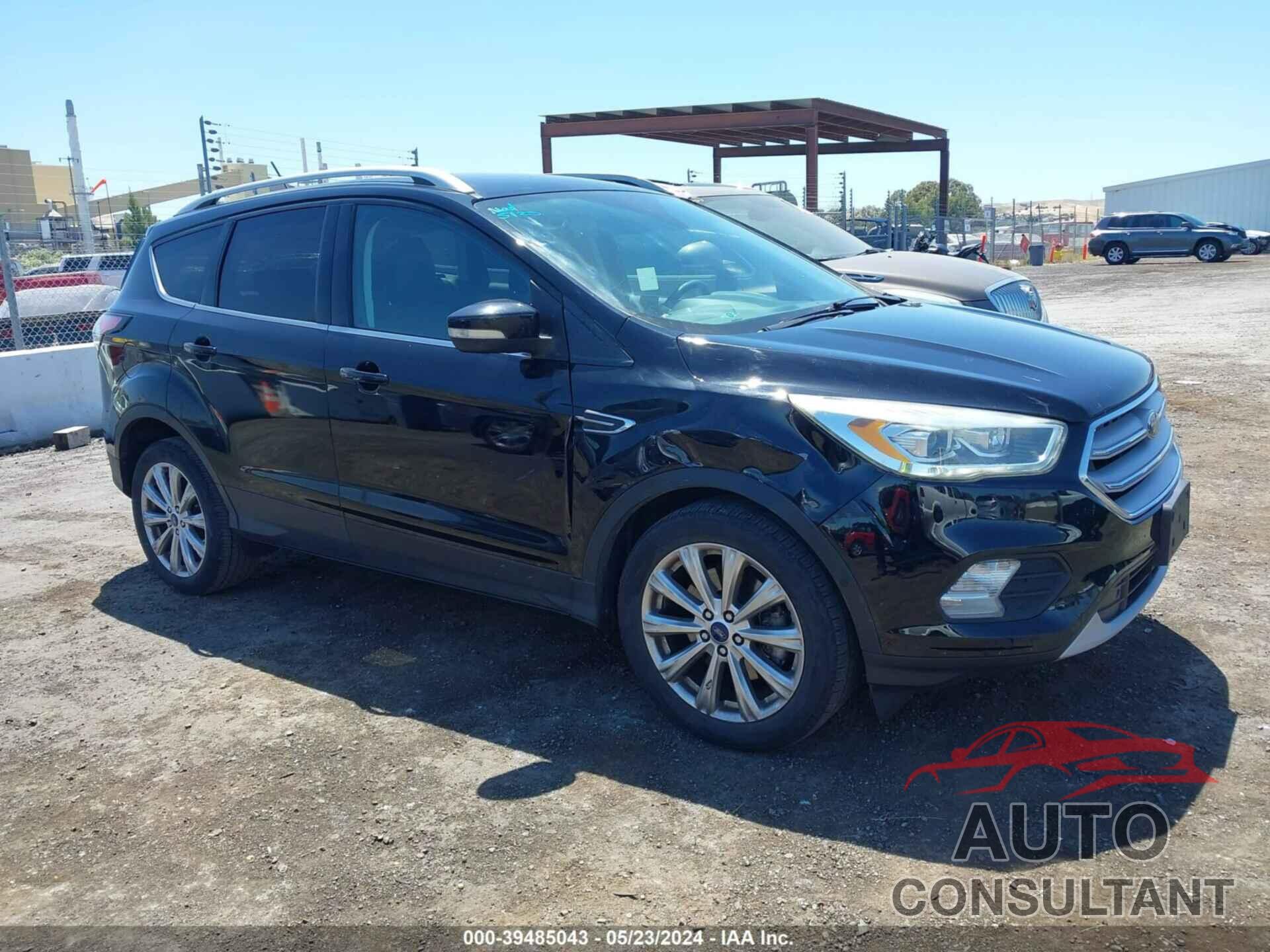 FORD ESCAPE 2018 - 1FMCU0J90JUB14746